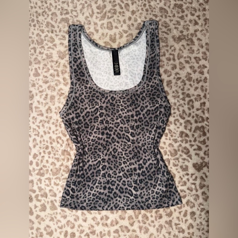 SKIMS Snow Leopard Cotton Rib Tank Top Large NWOT